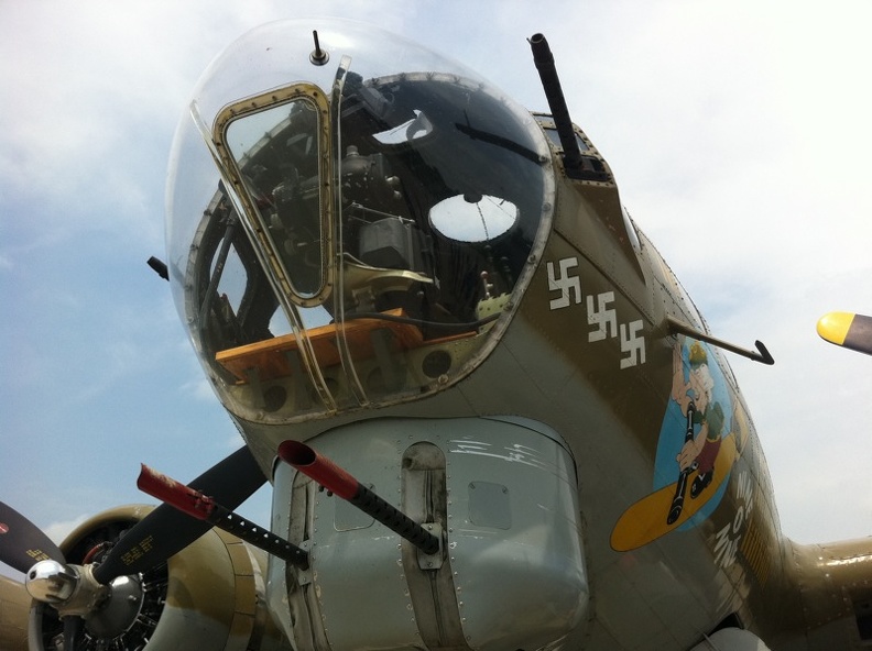 B-17 1.jpg